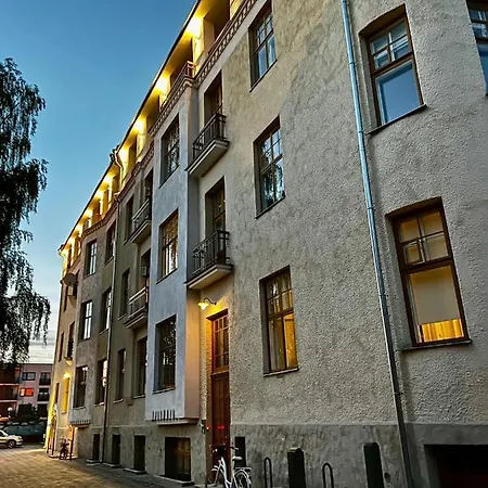 Lovely 3- In Historical House - Vabriku 3 *